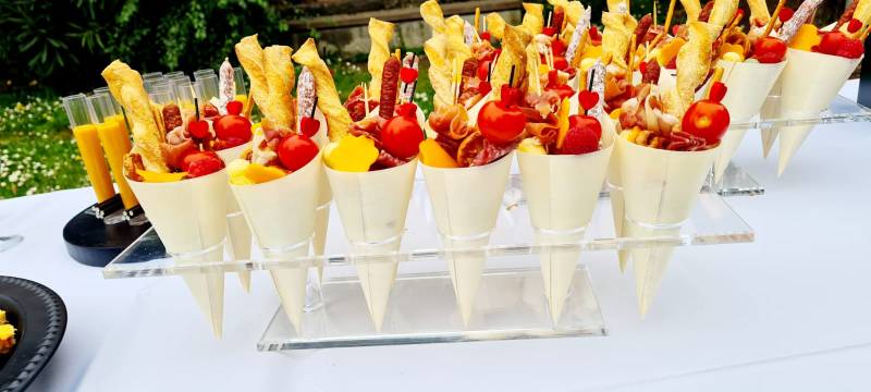 Porte vérine en plexiglass sur Cannes et ses alentours