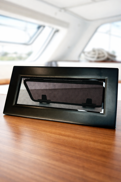 Moustiquaire amovible pour hublot T1 de bateau